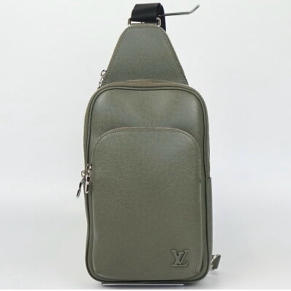 lululemon belt bag retail price Everywhere 1L (True Navy) USSP Color:Spanish Moss Fly Rod Wall Mount Exterior Zippered Pocket To